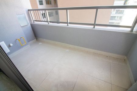 Studio à venda com 28m², 1 quarto e sem vagaVaranda