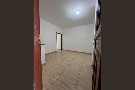 Sala/Cozinha de casa para alugar com 1 quarto, 35m² em Jardim Miriam, São Paulo