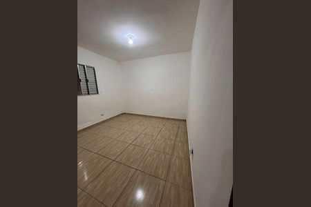 Quarto de casa para alugar com 1 quarto, 35m² em Jardim Miriam, São Paulo