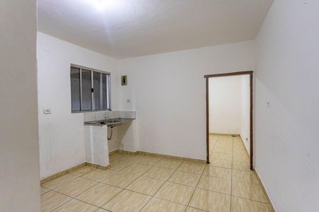 Sala/Cozinha de casa para alugar com 1 quarto, 35m² em Jardim Miriam, São Paulo