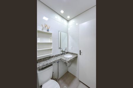 Banheiro de apartamento para alugar com 1 quarto, 30m² em Vila Mafra, São Paulo