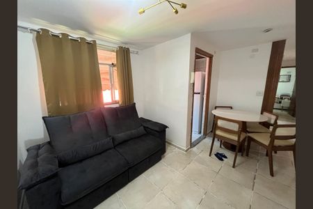 Sala de apartamento à venda com 2 quartos, 46m² em Praia da Bandeira, Rio de Janeiro