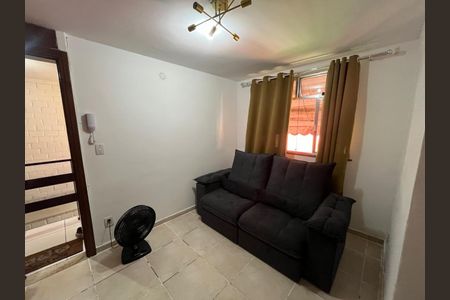 Sala de apartamento à venda com 2 quartos, 46m² em Praia da Bandeira, Rio de Janeiro