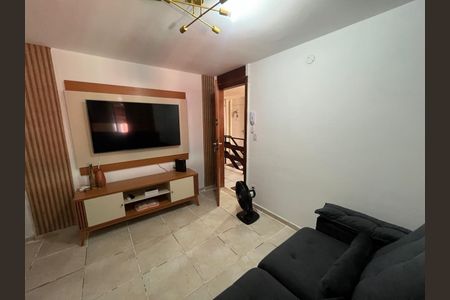 Sala de apartamento à venda com 2 quartos, 46m² em Praia da Bandeira, Rio de Janeiro