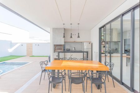 Casa de condomínio à venda com 235m², 3 quartos e 4 vagasEspaço Gourmet