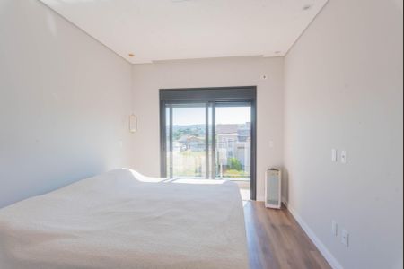 Casa de condomínio à venda com 235m², 3 quartos e 4 vagasSuíte 1