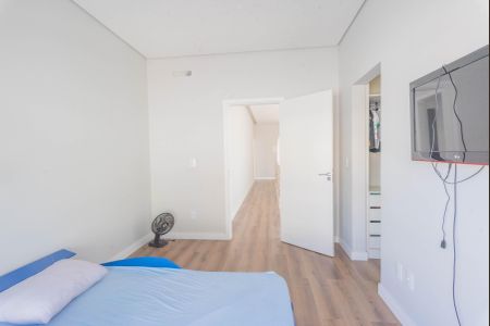 Casa de condomínio à venda com 235m², 3 quartos e 4 vagasSuíte 3