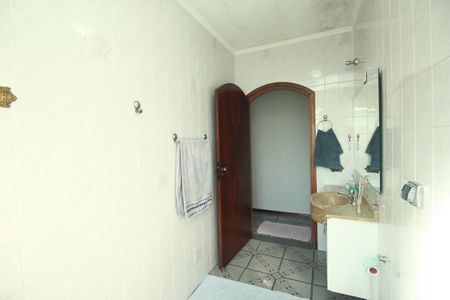 Casa para alugar com 250m², 3 quartos e 6 vagasBanheiro Social 2