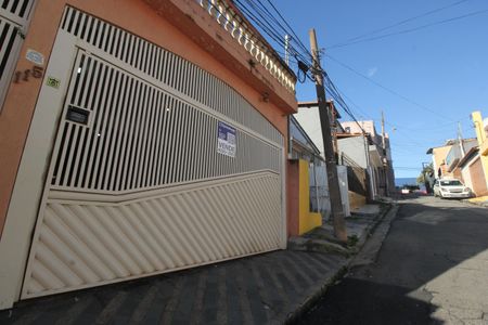 Casa para alugar com 250m², 3 quartos e 6 vagasPlaca instalada em 15/04/2026 com o código WYNY-749