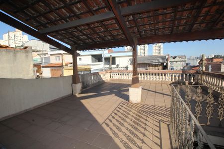 Casa para alugar com 250m², 3 quartos e 6 vagasVaranda