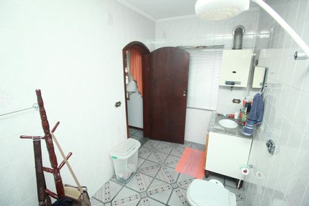 Casa para alugar com 250m², 3 quartos e 6 vagasBanheiro da Suíte