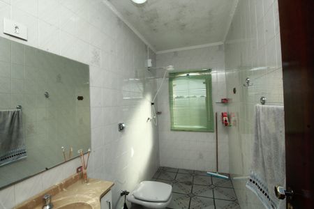 Casa para alugar com 250m², 3 quartos e 6 vagasBanheiro Social 2