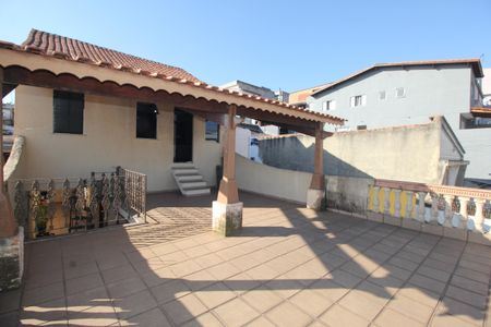 Casa para alugar com 250m², 3 quartos e 6 vagasVaranda