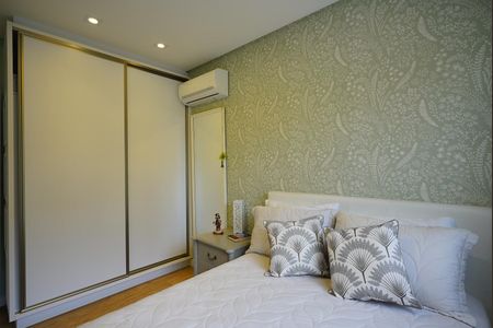 Apartamento para alugar com 102m², 3 quartos e 2 vagasQuarto 2