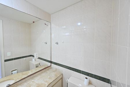 Apartamento para alugar com 140m², 4 quartos e 2 vagas Apartamento para alugar com 140m², 4 quartos e 2 vagasBanheiro Social