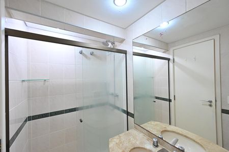 Apartamento para alugar com 140m², 4 quartos e 2 vagas Apartamento para alugar com 140m², 4 quartos e 2 vagasBanheiro Social