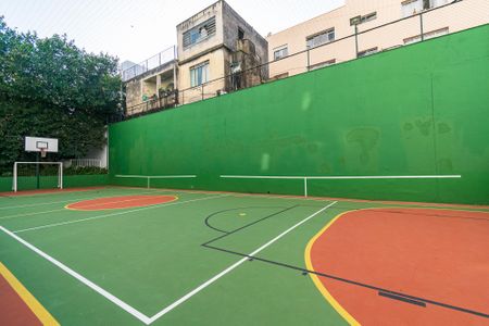 Apartamento para alugar com 140m², 4 quartos e 2 vagas Apartamento para alugar com 140m², 4 quartos e 2 vagasQuadra