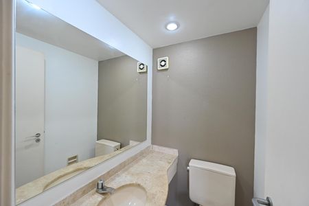 Apartamento para alugar com 140m², 4 quartos e 2 vagas Apartamento para alugar com 140m², 4 quartos e 2 vagasLavabo