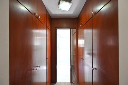 Apartamento para alugar com 140m², 4 quartos e 2 vagas Apartamento para alugar com 140m², 4 quartos e 2 vagasSuíte 1