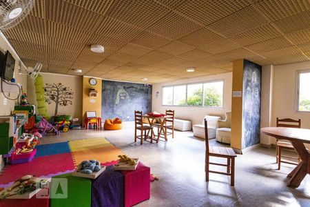 Apartamento para alugar com 140m², 4 quartos e 2 vagas Apartamento para alugar com 140m², 4 quartos e 2 vagasBrinquedoteca