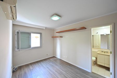 Apartamento para alugar com 140m², 4 quartos e 2 vagas Apartamento para alugar com 140m², 4 quartos e 2 vagasSuíte 2