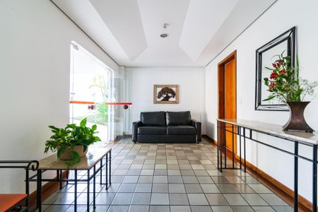 Apartamento para alugar com 140m², 4 quartos e 2 vagas Apartamento para alugar com 140m², 4 quartos e 2 vagasHall de Entrada