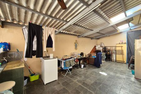 Casa à venda com 138m², 3 quartos e 5 vagasÁrea de Serviço