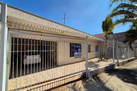 Casa à venda com 138m², 3 quartos e 5 vagasFachada do Prédio