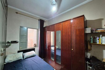 Casa à venda com 138m², 3 quartos e 5 vagasQuarto 2 - Suíte