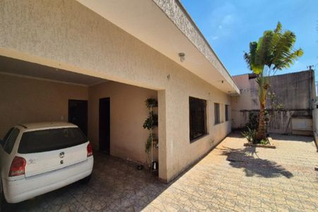 Casa à venda com 138m², 3 quartos e 5 vagasFachada do Prédio