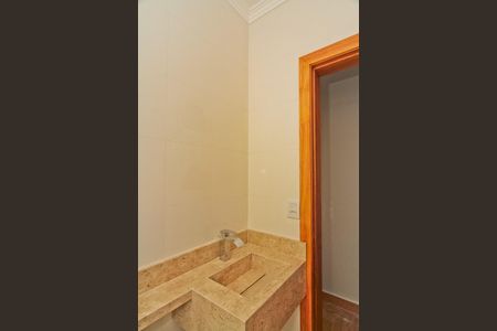Casa à venda com 150m², 3 quartos e 2 vagas Casa à venda com 150m², 3 quartos e 2 vagasBanheiro da Suíte 2