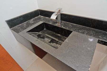 Casa à venda com 150m², 3 quartos e 2 vagas Casa à venda com 150m², 3 quartos e 2 vagasBanheiro da Suíte 1