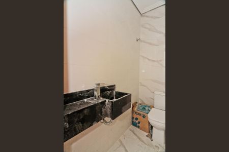 Casa à venda com 150m², 3 quartos e 2 vagas Casa à venda com 150m², 3 quartos e 2 vagasLavabo
