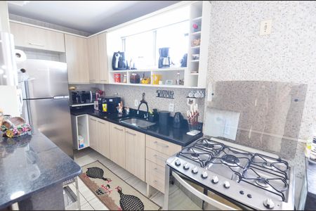 Apartamento à venda com 98m², 2 quartos e 1 vagaCozinha