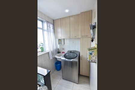 Apartamento à venda com 98m², 2 quartos e 1 vagaÁrea de Serviço