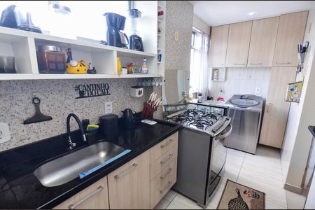 Apartamento à venda com 98m², 2 quartos e 1 vagaCozinha