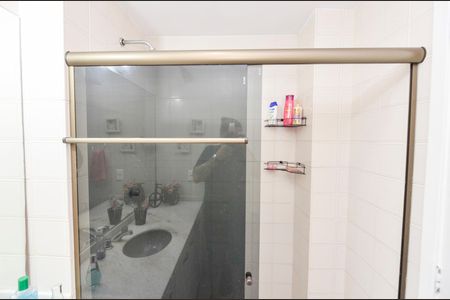 Apartamento à venda com 98m², 2 quartos e 1 vagaBanheiro Social