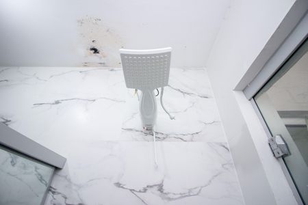 Casa para alugar com 103m², 3 quartos e 3 vagas Casa para alugar com 103m², 3 quartos e 3 vagasBanheiro Social