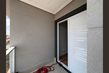 Casa à venda com 150m², 3 quartos e 2 vagas Casa à venda com 150m², 3 quartos e 2 vagasVaranda da Suíte 3
