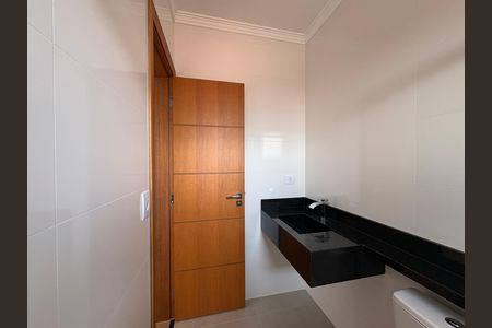 Casa à venda com 150m², 3 quartos e 2 vagas Casa à venda com 150m², 3 quartos e 2 vagasBanheiro da Suíte 3