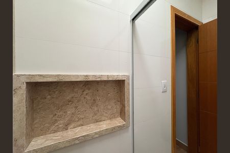 Casa à venda com 150m², 3 quartos e 2 vagas Casa à venda com 150m², 3 quartos e 2 vagasBanheiro da Suíte 2