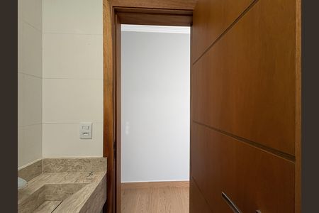 Casa à venda com 150m², 3 quartos e 2 vagas Casa à venda com 150m², 3 quartos e 2 vagasBanheiro da Suíte 1