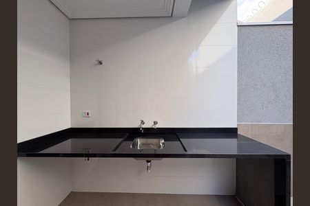 Casa à venda com 150m², 3 quartos e 2 vagas Casa à venda com 150m², 3 quartos e 2 vagasÁrea de Serviço/ Churrasqueira