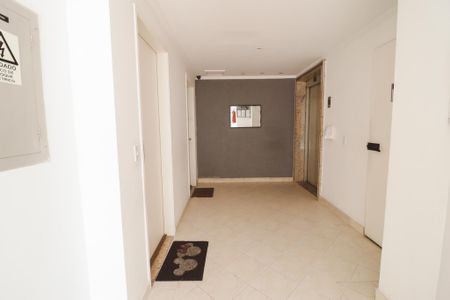 Apartamento à venda com 49m², 2 quartos e 1 vagaHall de entrada