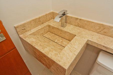 Casa à venda com 150m², 3 quartos e 2 vagasBanheiro da Suíte 3