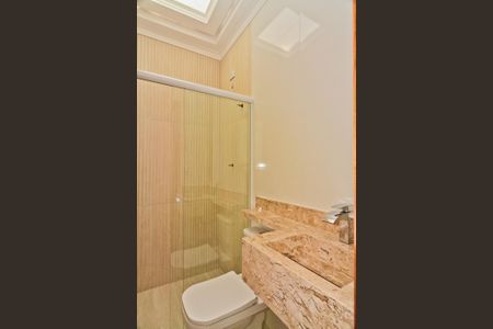 Casa à venda com 150m², 3 quartos e 2 vagasBanheiro da Suíte 2