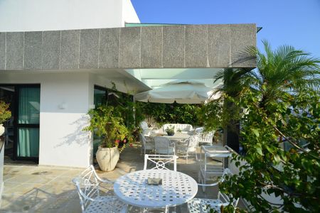 Apartamento para alugar com 300m², 3 quartos e 4 vagasVaranda Cobertura