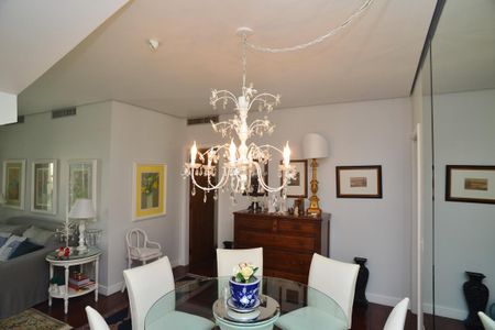 Apartamento para alugar com 300m², 3 quartos e 4 vagasSala