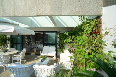 Apartamento para alugar com 300m², 3 quartos e 4 vagasVaranda Cobertura