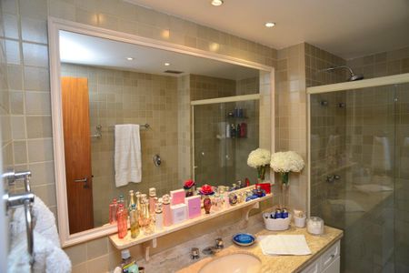 Apartamento para alugar com 300m², 3 quartos e 4 vagasBanheiro Suíte Principal
